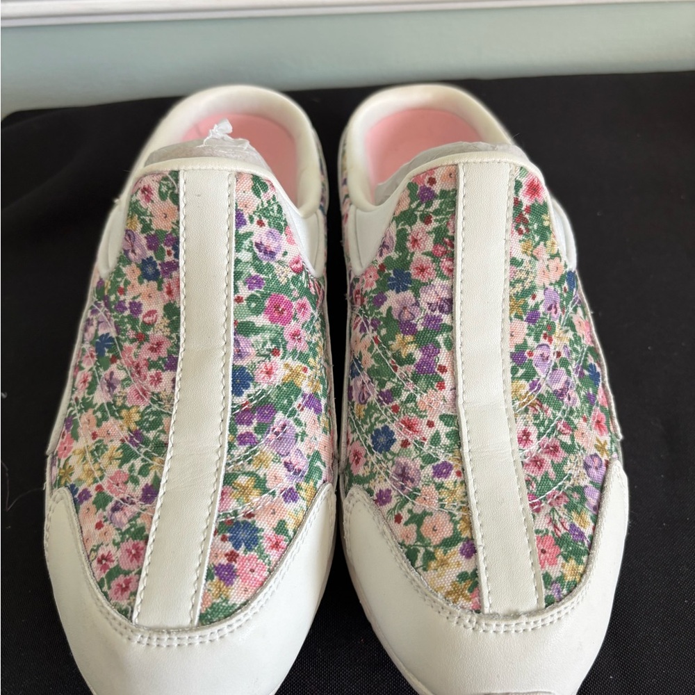 Easy Spirit Floral Canvas Slip-On Mules in White and Multi